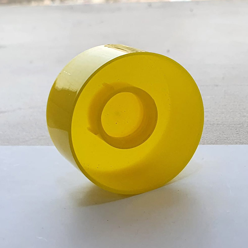 40mm Stand Up Cap